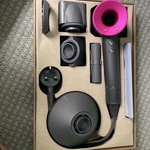 Brand new Dyson supersonic dryer